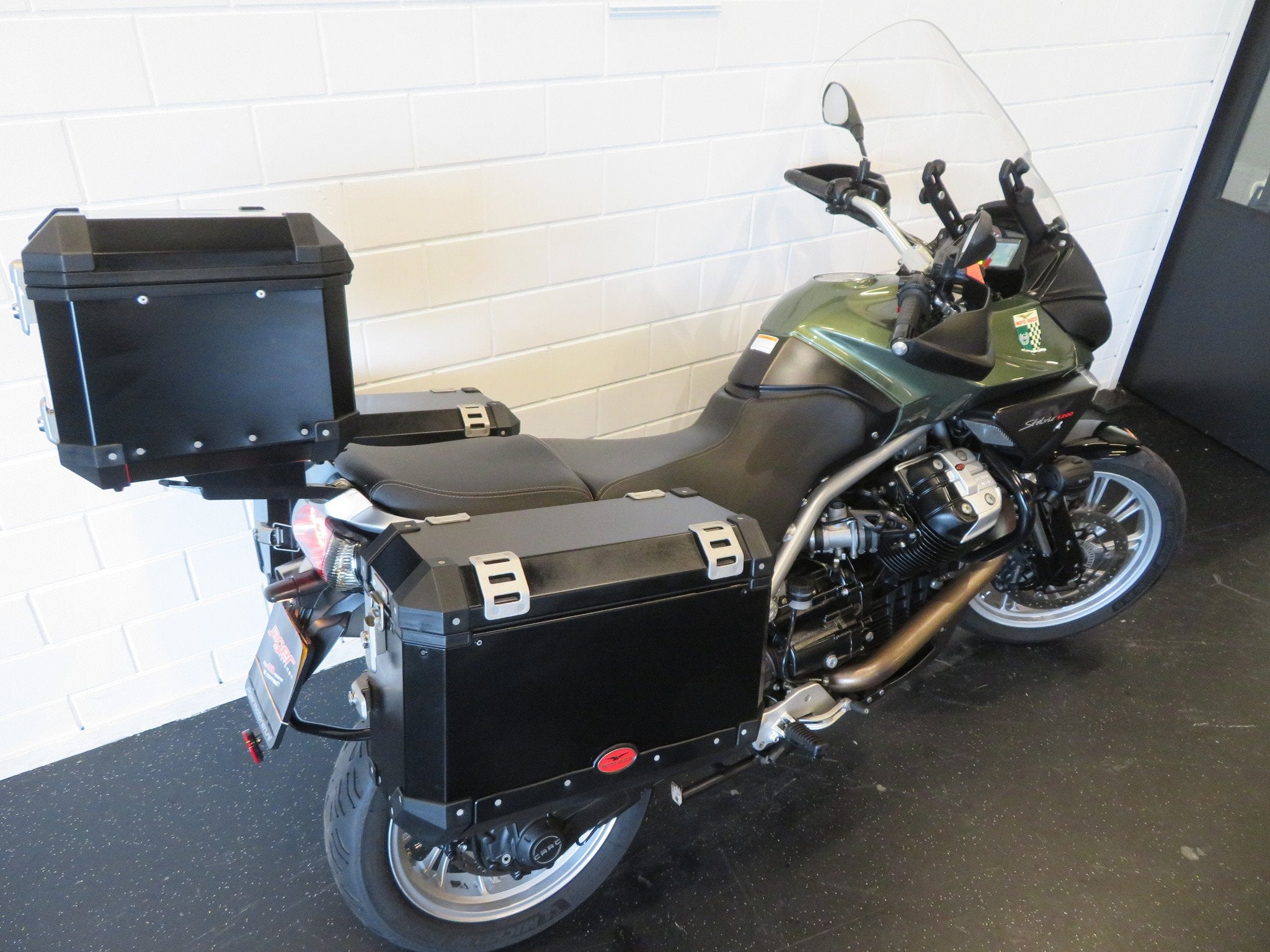 Moto Guzzi STELVIO 1200 8V ABS KOFFERS (bj 2012), Bedrijf, Toermotor