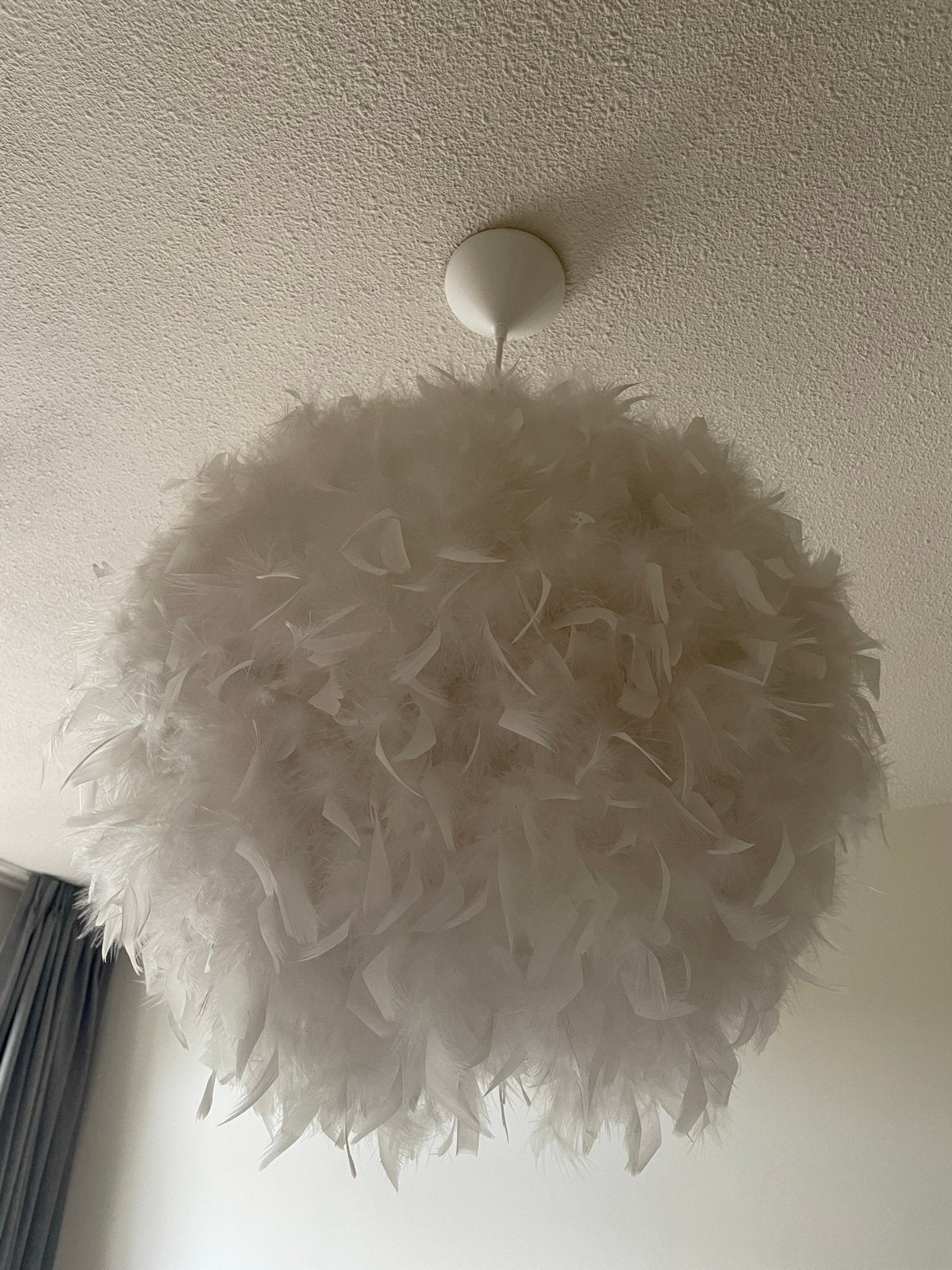 Witte Veren Plafondlamp - Zachte Sfeerverlichting, Huis en Inrichting, Lampen | Hanglampen, Ophalen, Gebruikt, Textiel