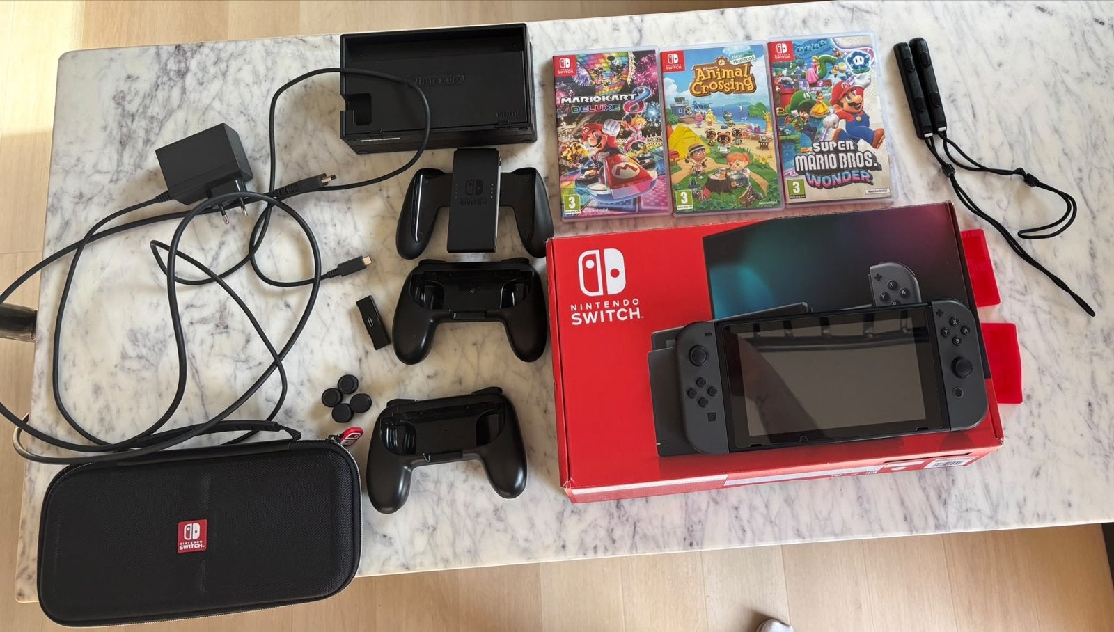 Complete Nintendo Switch set + 3 games en extra's, Ophalen, Met games, Zo goed als nieuw, Switch Original
