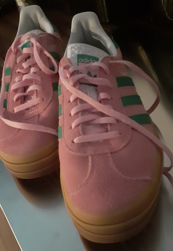 Nieuwe adidas gazelle maat 41, Adidas, Nieuw, Ophalen of Verzenden, Sneakers of Gympen