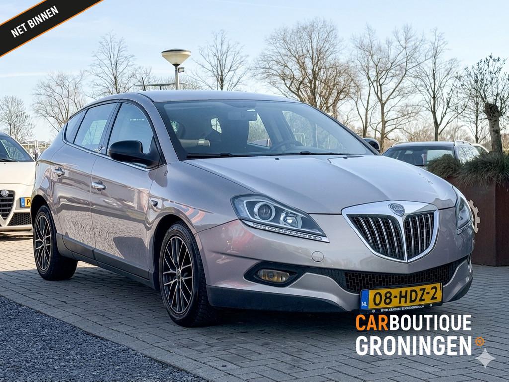 Lancia Delta 1.4-16V Argento 5D | AIRCO | NIEUWE APK, Auto's, Lancia, Bedrijf, Te koop, Delta, ABS, Airbags, Airconditioning, Alarm