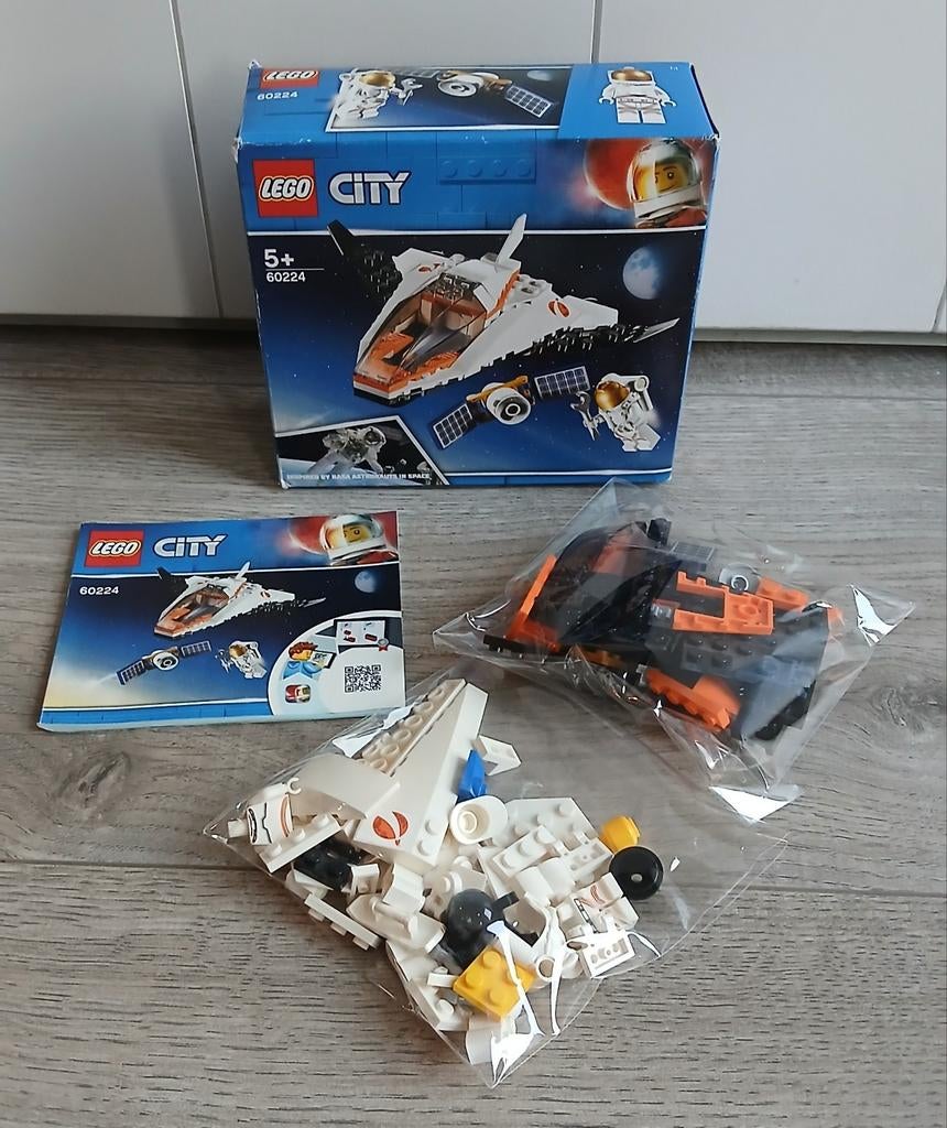 Lego City 60224 Ruimte Shuttle, Ophalen of Verzenden, Zo goed als nieuw, Complete set, Lego