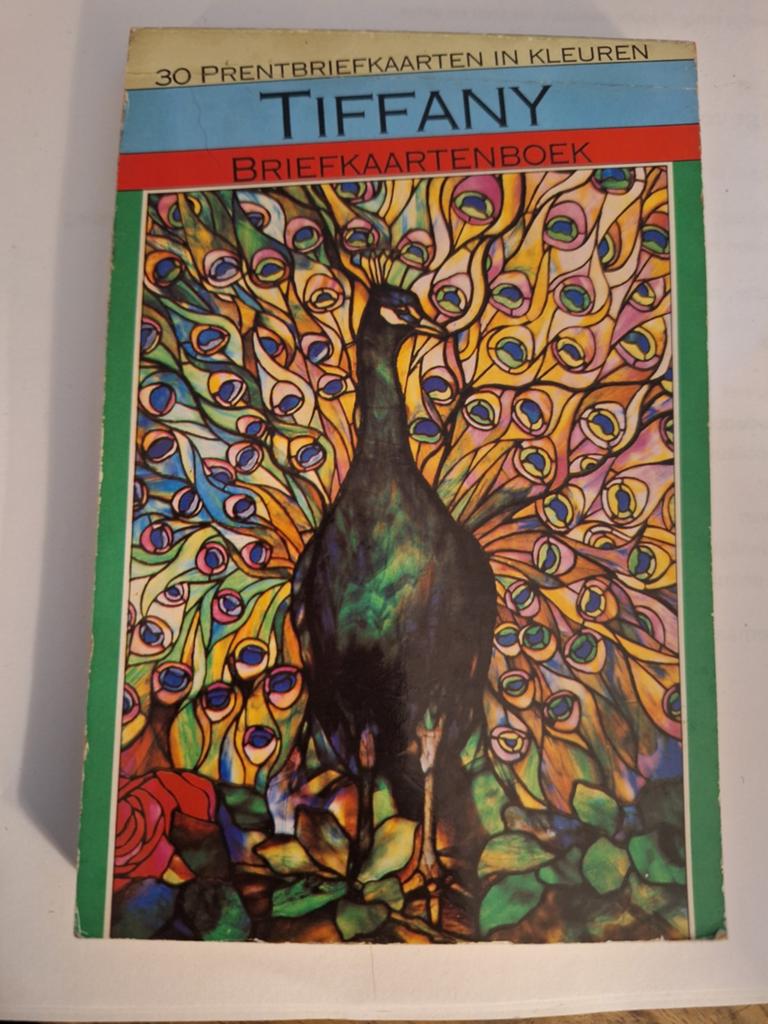 Tiffany Briefkaartenboek - 30 Prentbriefkaarten in Kleuren, Ophalen of Verzenden, 1980 tot heden, Ongelopen, Cultuur en Media
