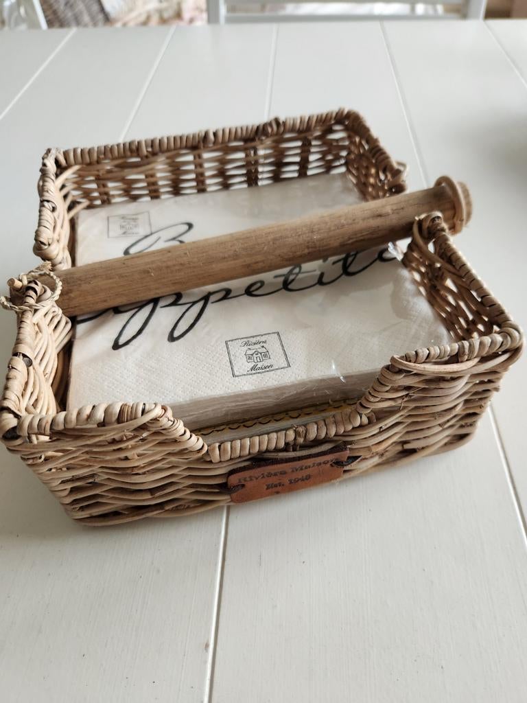 Riviera Maison rattan servethouder, Ophalen of Verzenden, Zo goed als nieuw, Rond, Riet