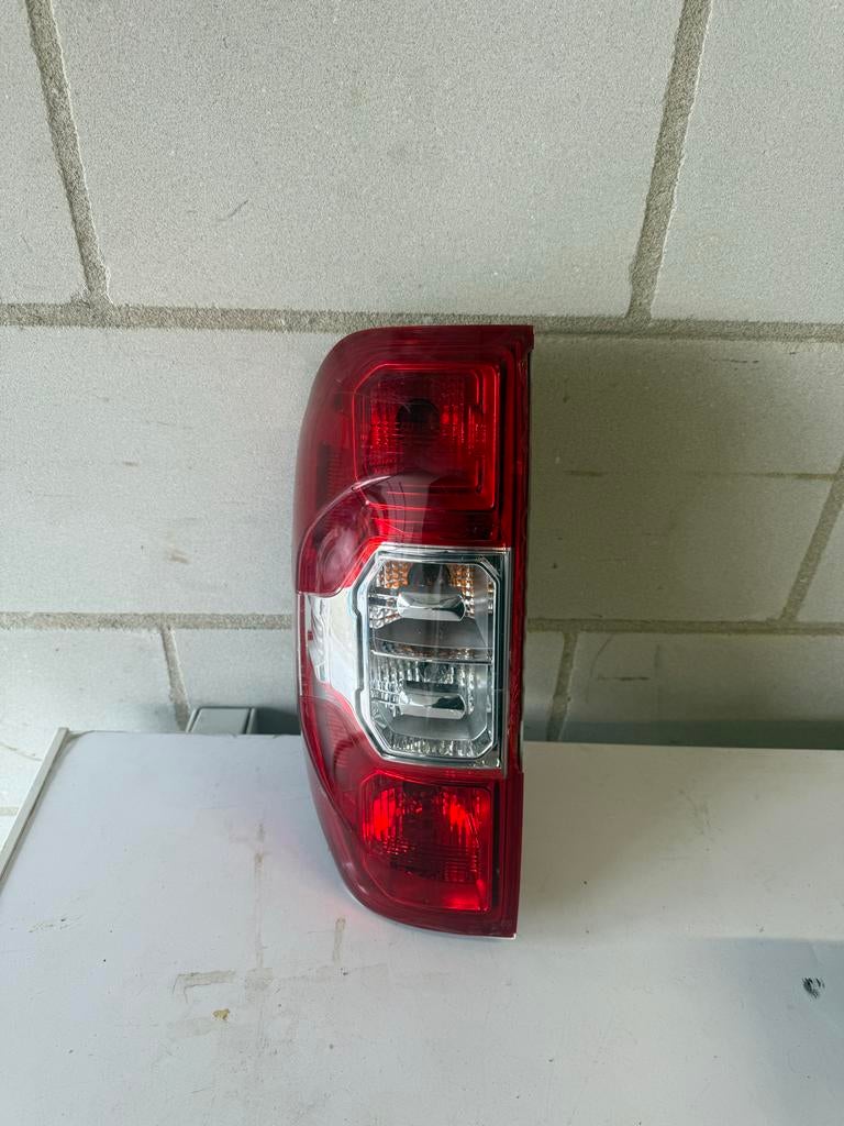 Achterlicht rechts Ford Ranger T6 (2012-2015), Auto-onderdelen, Verlichting, Ophalen of Verzenden, Gebruikt, Ford