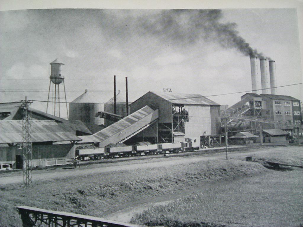 Surinaams bauxiet - 1955., Ophalen of Verzenden, Zuid-Amerika, 20e eeuw of later, Gelezen