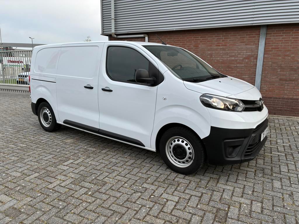 Toyota Proace Worker 1.5 D-4d 120pk S&S 2023 Wit, Auto's, Bestelauto's, Voorwielaandrijving, Euro 6, 4 cilinders, 2000 kg