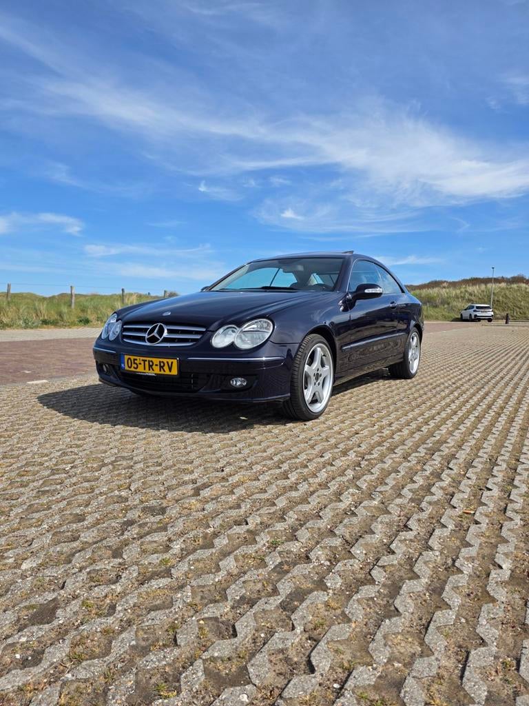 Mercedes-Benz CLK280 3.0 Coupe AUT 2007 Blauw, Auto's, Mercedes-Benz, Automaat, Achterwielaandrijving, Grijs, Onderhoudsboekje
