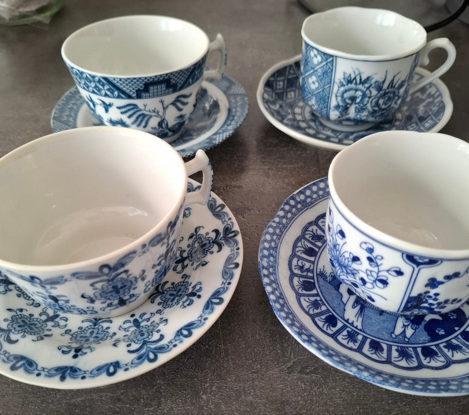 4 vintage kop en schotels, Ophalen