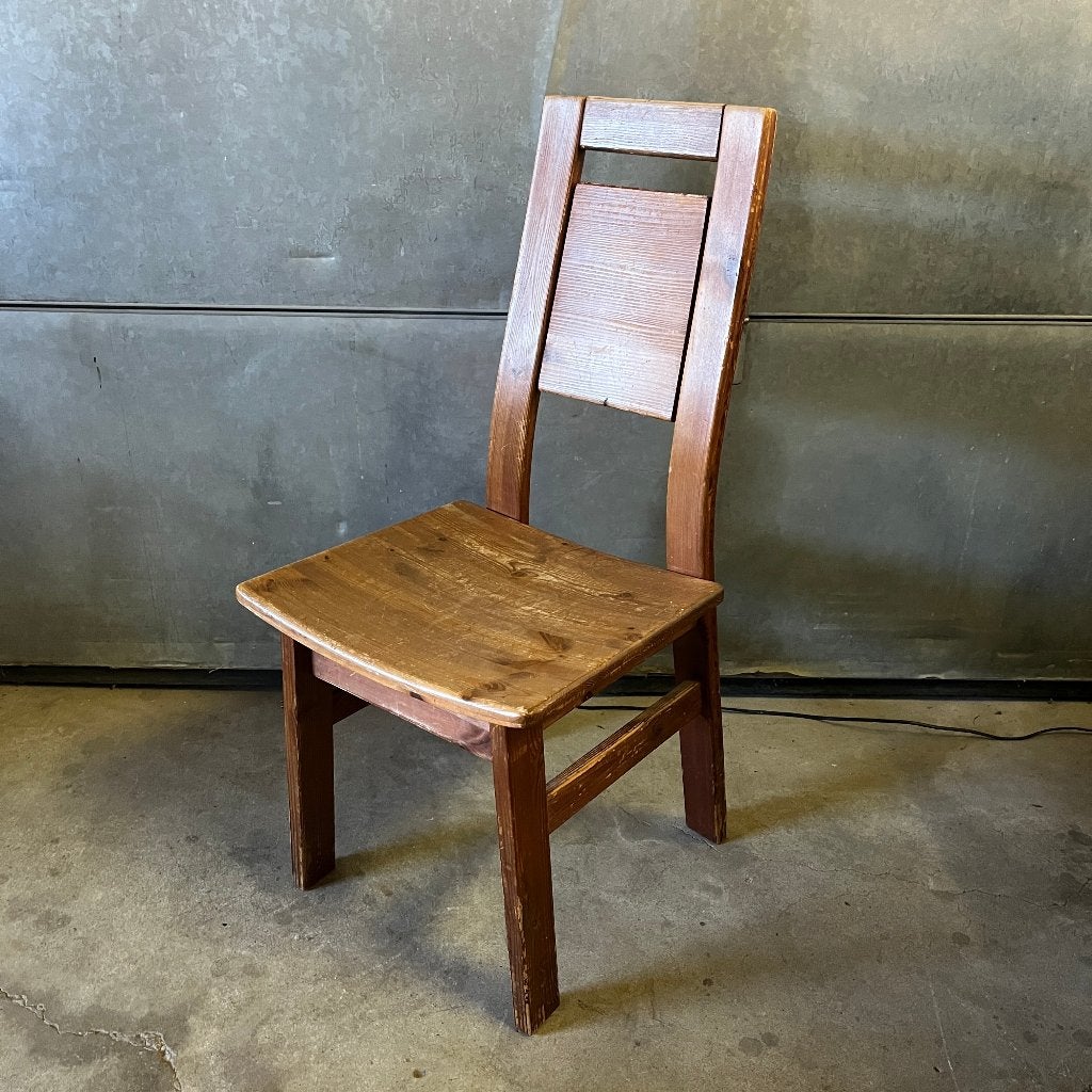 Set van 2 vintage vurenhouten stoelen Tapiovaara Laukaan Puu, Gebruikt, Overige kleuren, Ophalen of Verzenden, Hout