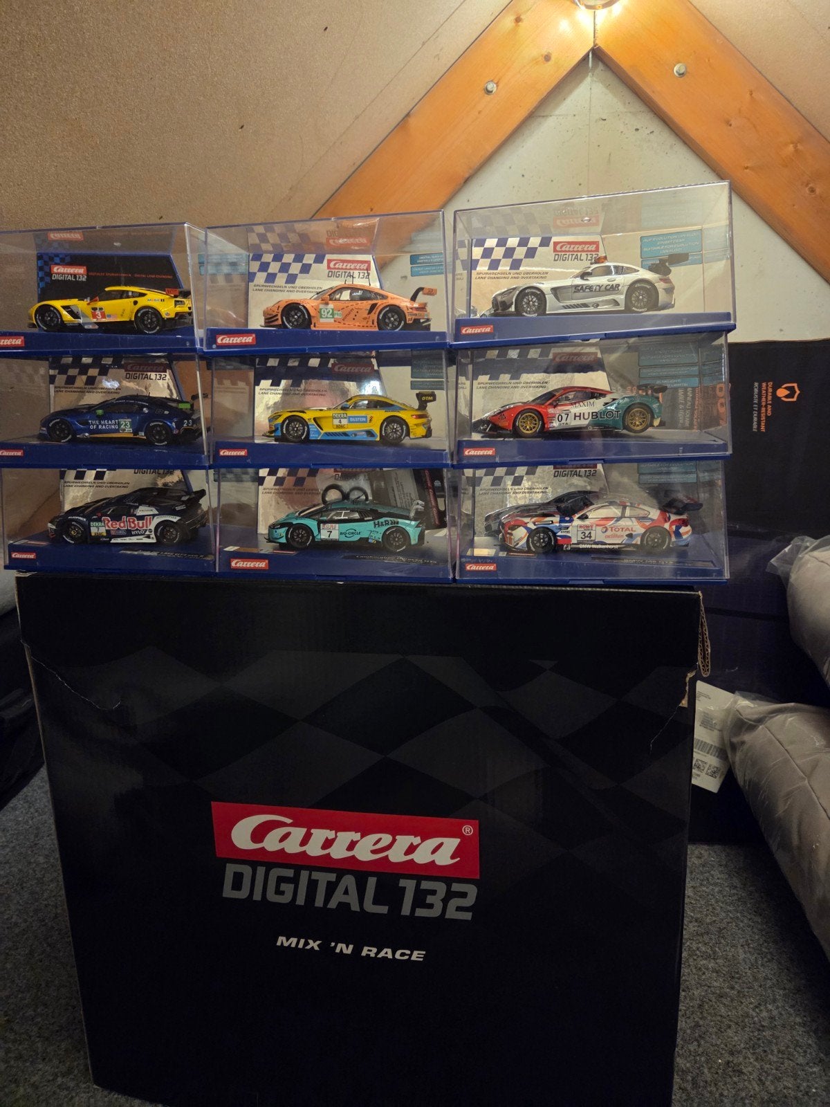 Carrera Digital 132 Racebanen met 9 Auto's en Extra's, Ophalen, Racebaan, Carrera, Zo goed als nieuw