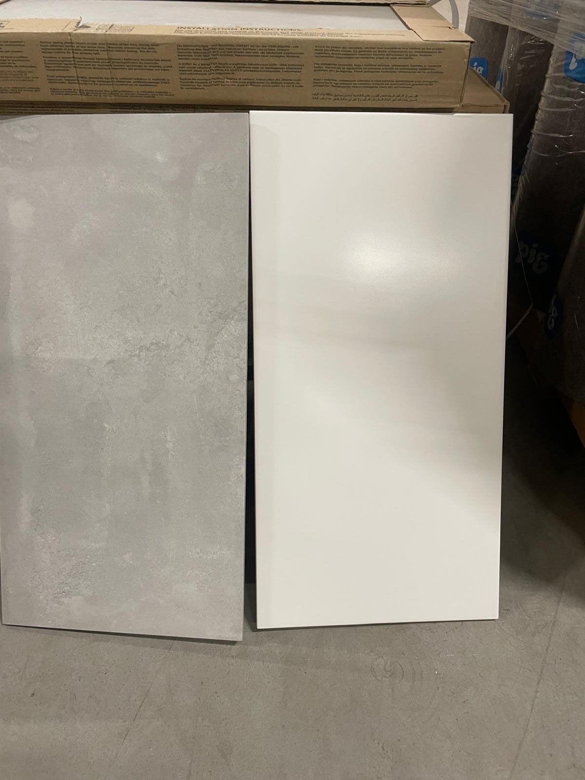 NIEUW! Grijze en witte matte tegels, Ophalen, 40 tot 60 cm, Keramiek, Nieuw