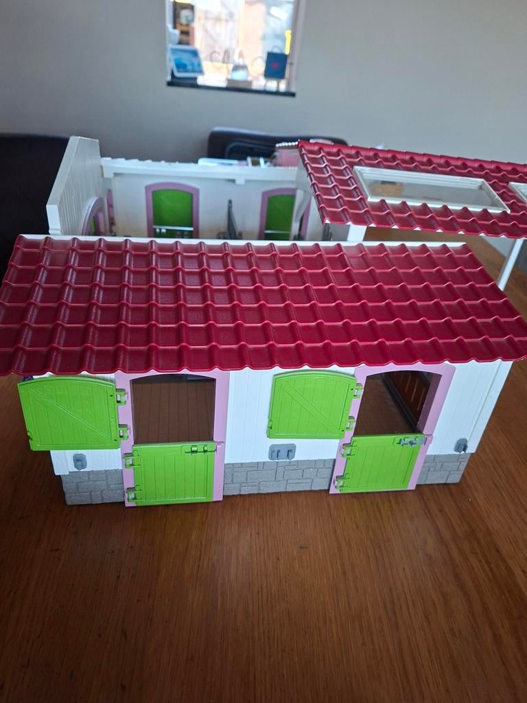 Schleich manege met verschillende onderdelen, Ophalen, Zo goed als nieuw, Jongen of Meisje
