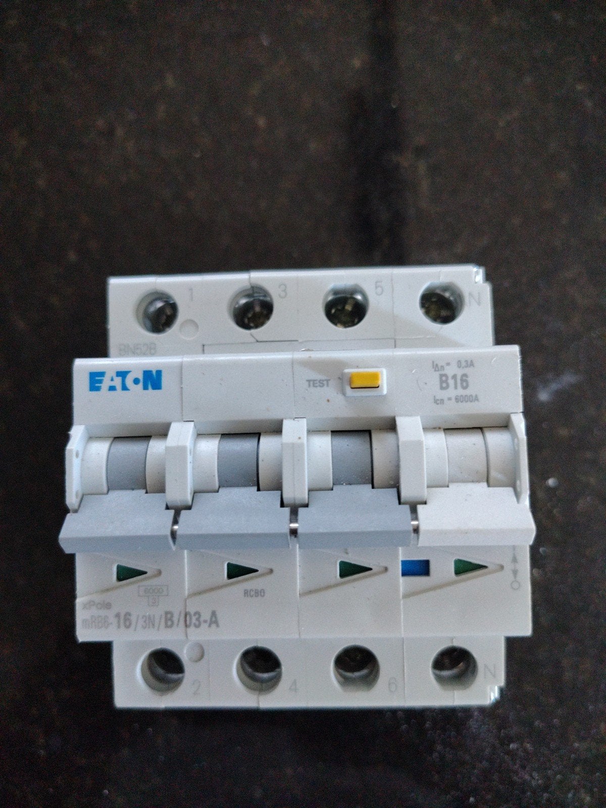 Eaton Aardlekautomaat B16 3N 0.03A xPole mRB6, Ophalen of Verzenden, Overige typen