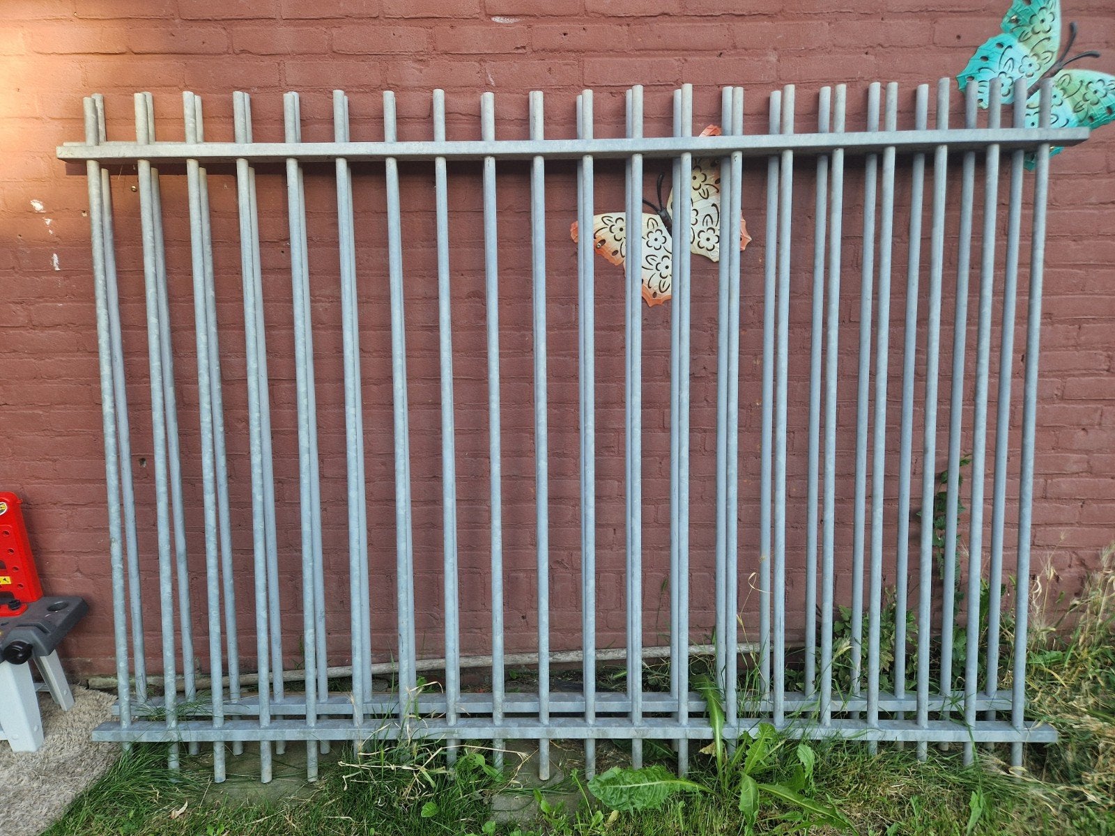 2 Hekken, Tuin en Terras, Tuinhekken en Hekwerk, Ophalen, Gebruikt, IJzer, Spijlenhekwerk