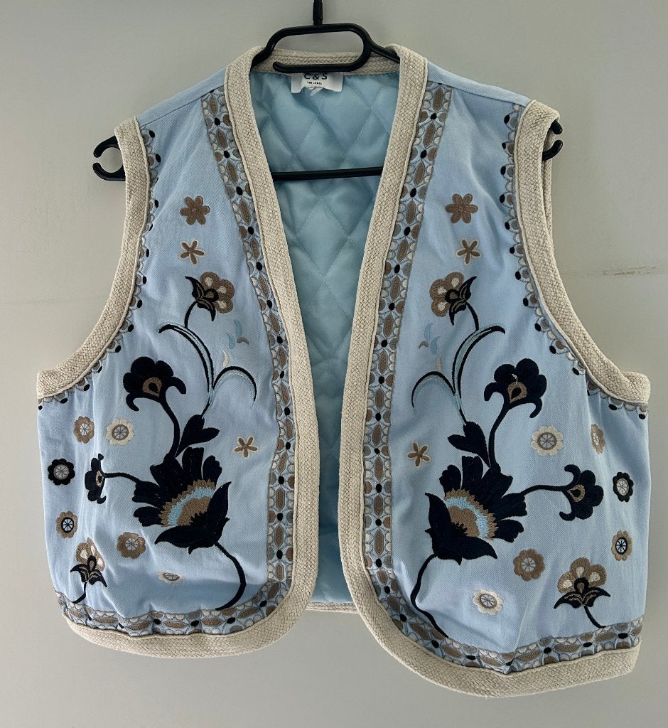 C&S lichtblauw geborduurd gilet mt 42, C&S, Blauw, Maat 42/44 (L), Ophalen of Verzenden