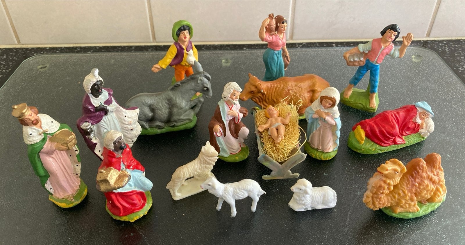 Vintage kunststof kerststal, Diversen, Ophalen of Verzenden, Gebruikt