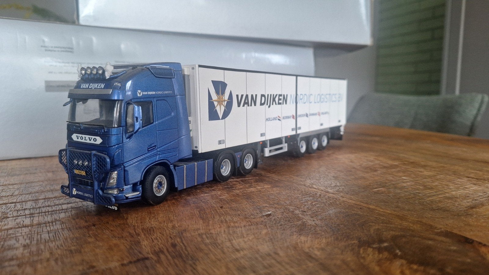 Volvo wsi Van Dijken Nordic Logistics BV 1:50, Overige merken, 1:50 of kleiner, Ophalen of Verzenden, Zo goed als nieuw
