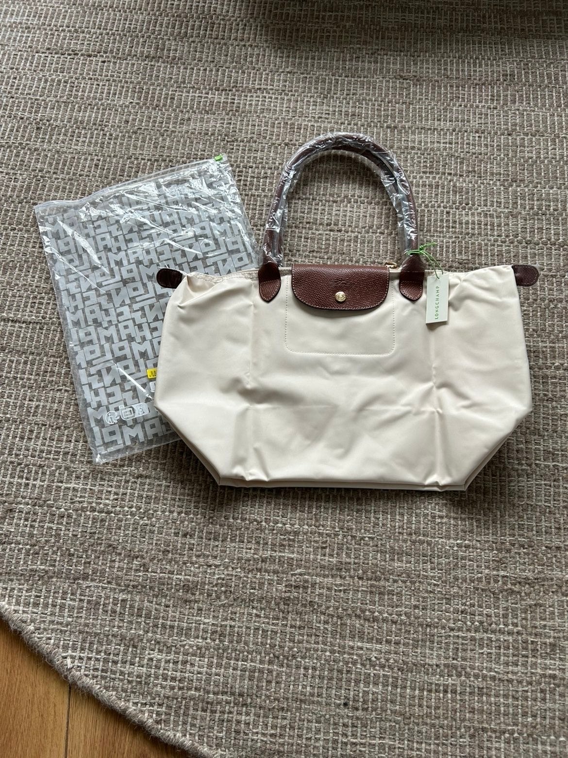 Longchamp tas maat L - Nieuwstaat in beige, Ophalen of Verzenden, Nieuw, Beige, Shopper