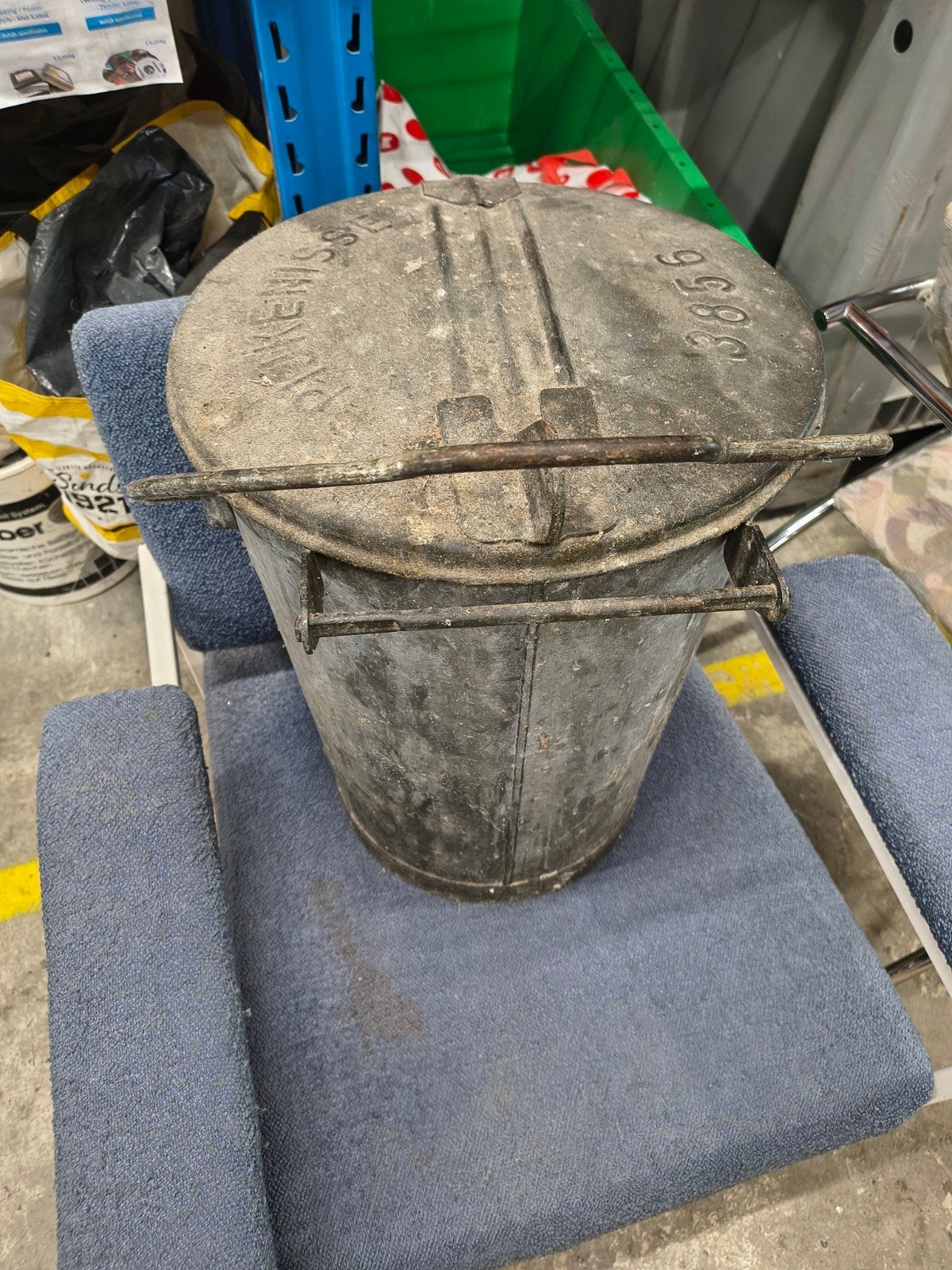 zinken vuilnisemmer Rijswijk, Ophalen, Gebruikt, ., .