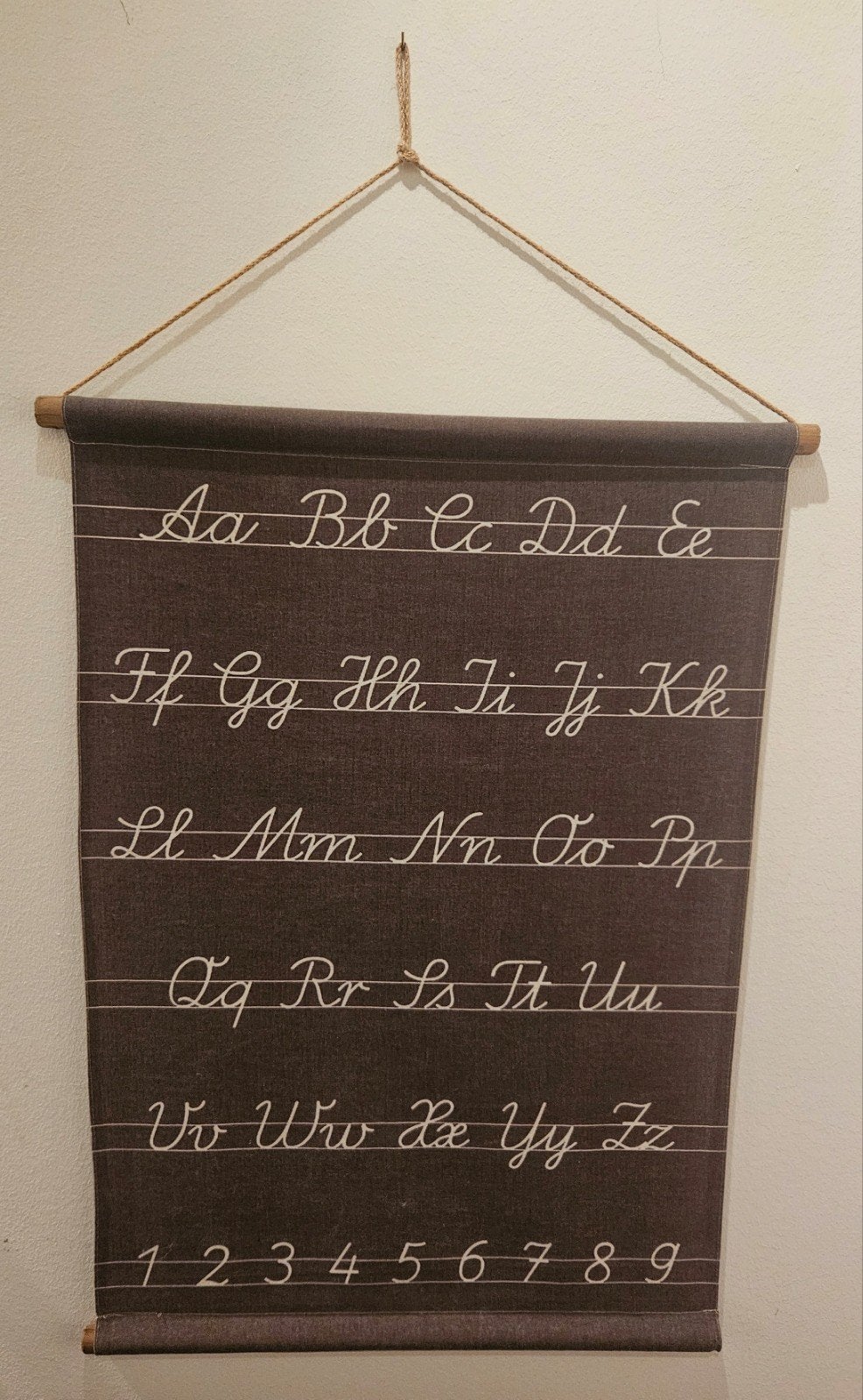 Canvas poster met alfabet en cijfers, Ophalen, Nieuw, Bruin, Met ophangsysteem