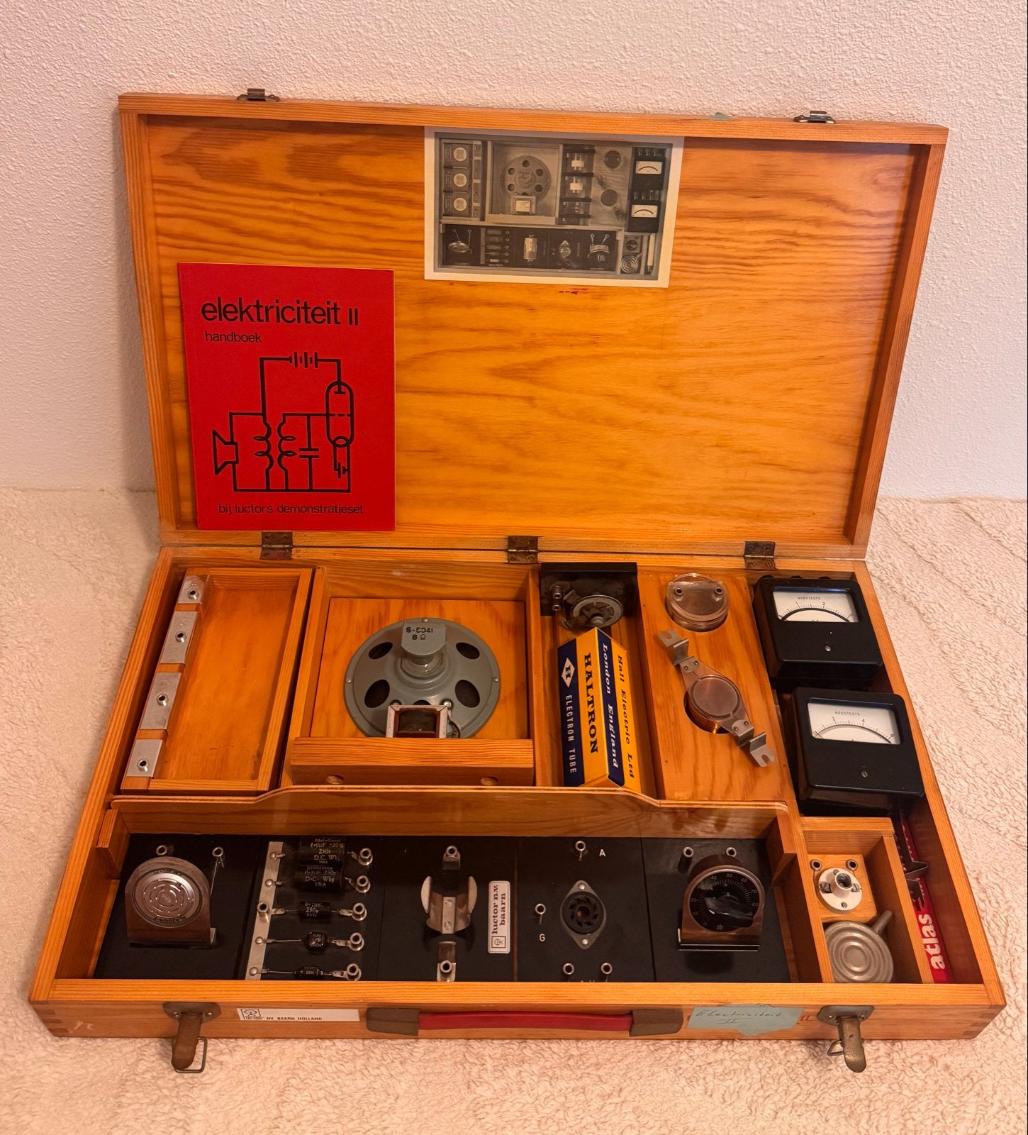Originele Luctor Demonstratieset Elektriciteit II, Ophalen