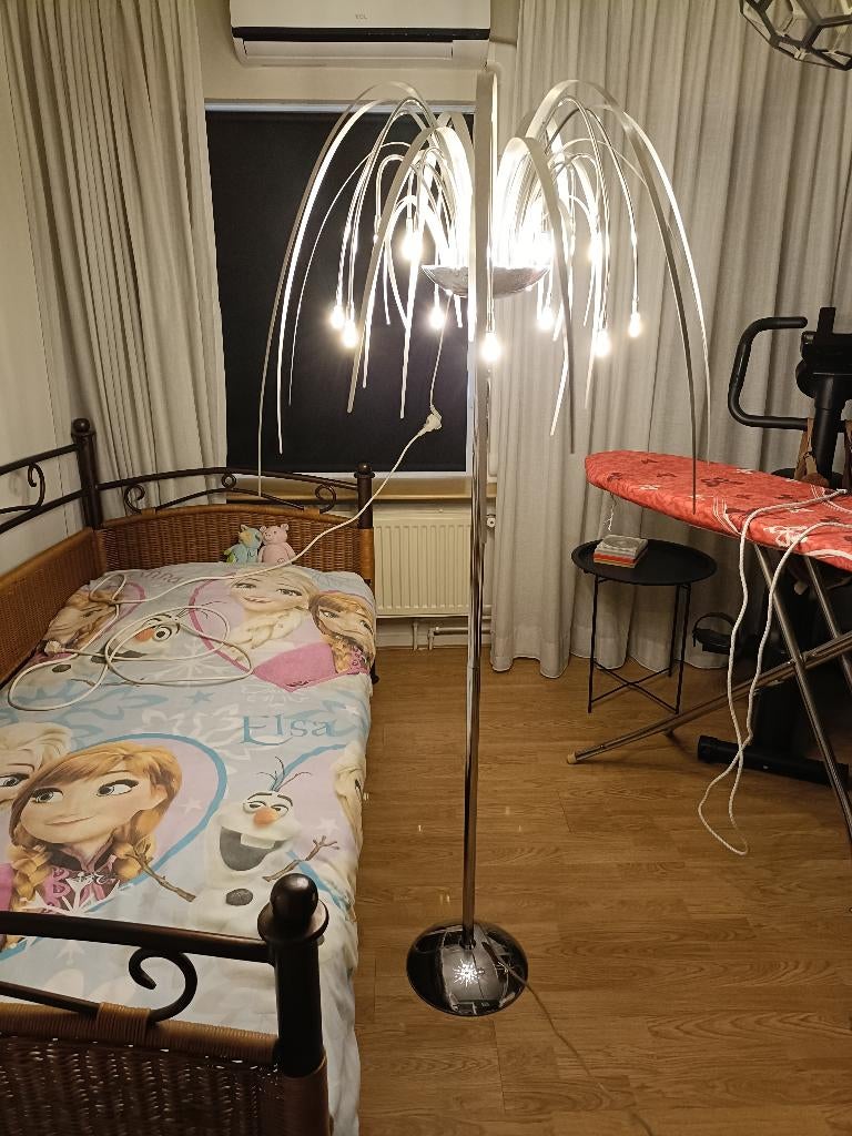lamp Staande vloerlamp, 1.70 hoog met led bronnen, Huis en Inrichting, Ophalen, Zo goed als nieuw, Metaal, 150 tot 200 cm
