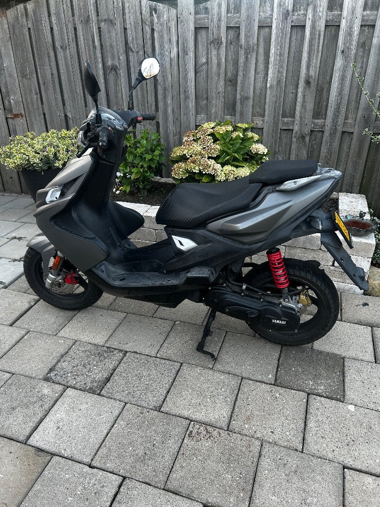 Yamaha aerox r, Ophalen, Gebruikt, Aerox, Maximaal 45 km/u