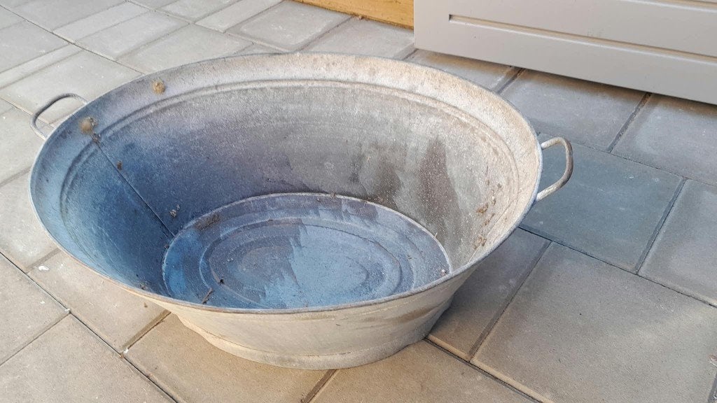 ijzeren wasteil ca 80 jaar oud, Ophalen