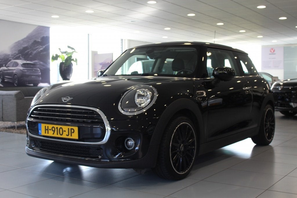 MINI 3-deurs 1.5 Cooper/CARPLAY/CRUISE/AIRCO (bj 2020), Auto's, Keurmerk '100% Onderhouden', Dealer onderhouden, Gebruikt, Verwarmde buitenspiegels