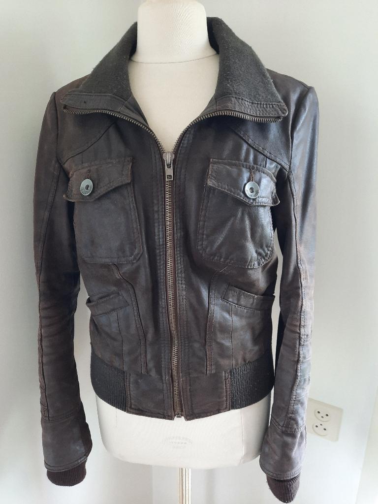 ONLY jack jas leer donker bruin maat M, Kleding | Dames, Jassen | Zomer, Zo goed als nieuw, Maat 38/40 (M), Bruin, Ophalen of Verzenden