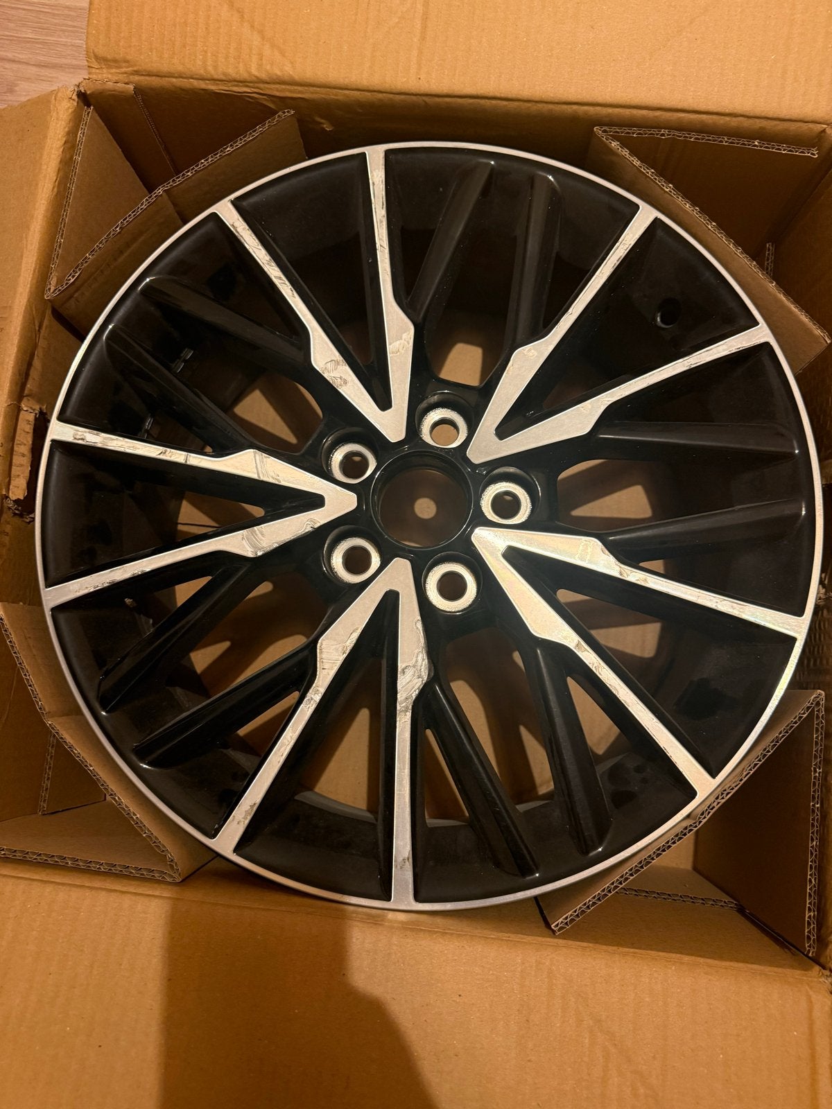 Velg toyota CHR 3 x 18 inch €250, Ophalen of Verzenden, Gebruikt, 18 inch, Velg(en)