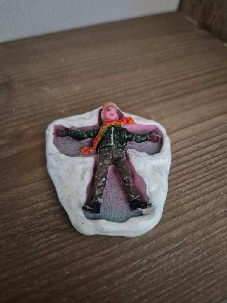 Lemax figuur 33 kerstdorp kersthuisjes, Ophalen of Verzenden, Zo goed als nieuw