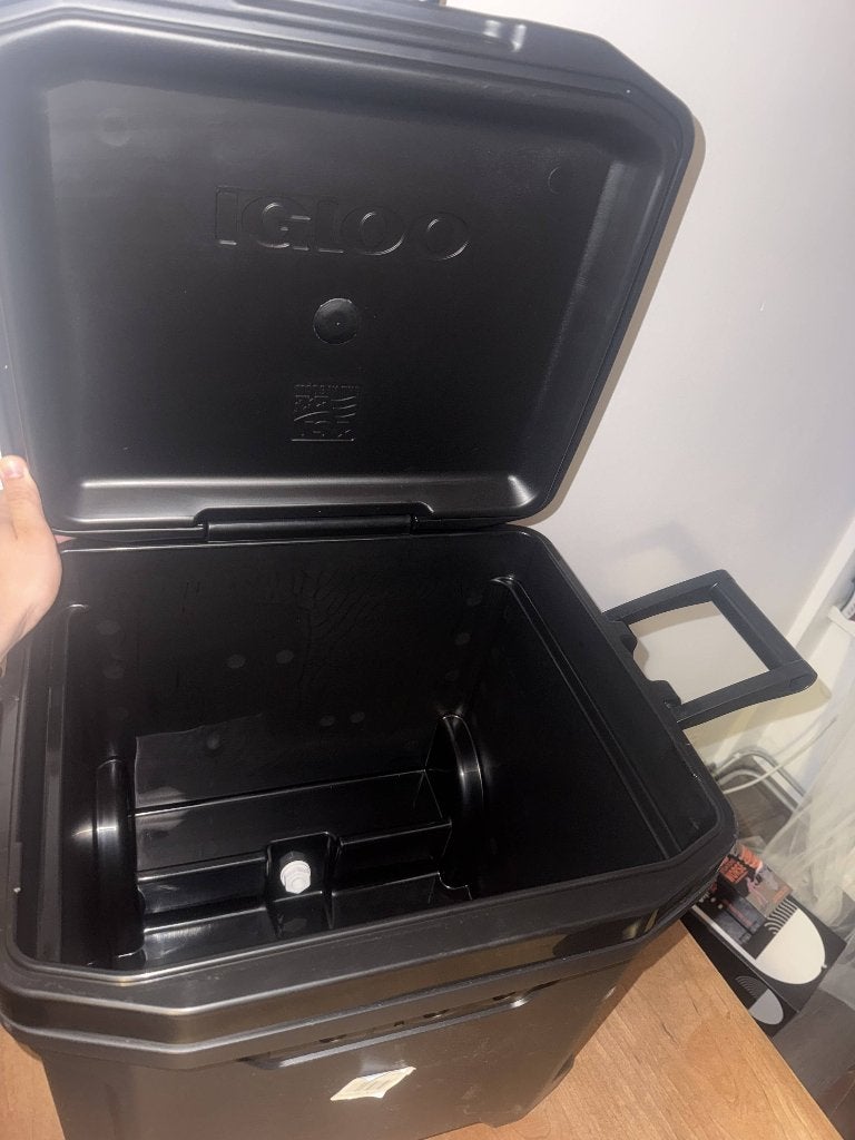 Koelbox Igloo MaxCold Latitude Roller 56 Liter – Zwart, Ophalen of Verzenden, Nieuw, Koelbox, Koelelement