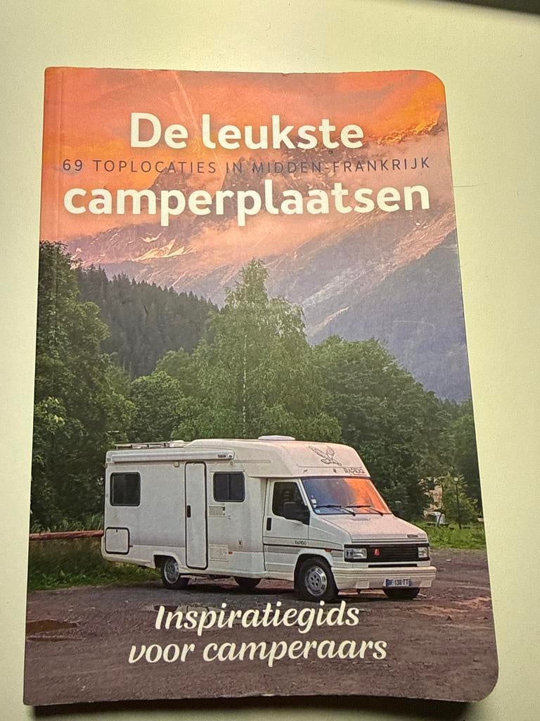 De leukste camperplaatsen in Midden-Frankrijk, Overige merken, Europa, Ophalen of Verzenden, Zo goed als nieuw