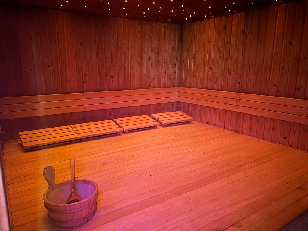 Compleet sauna interieur met Sawotec kachel en glazen deur, Sport en Fitness, Sauna, Ophalen, Zo goed als nieuw, Fins of Traditioneel