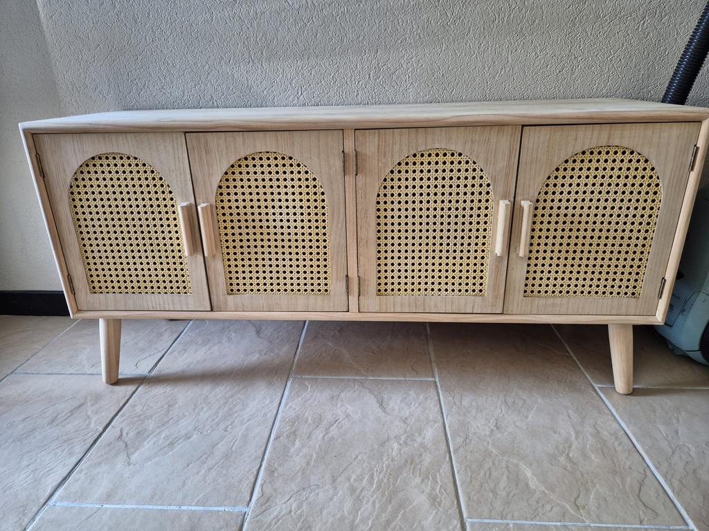 Nieuw TV meubel met webbing deuren - Scandinavisch design, Ophalen, 100 tot 150 cm, Nieuw, Minder dan 100 cm