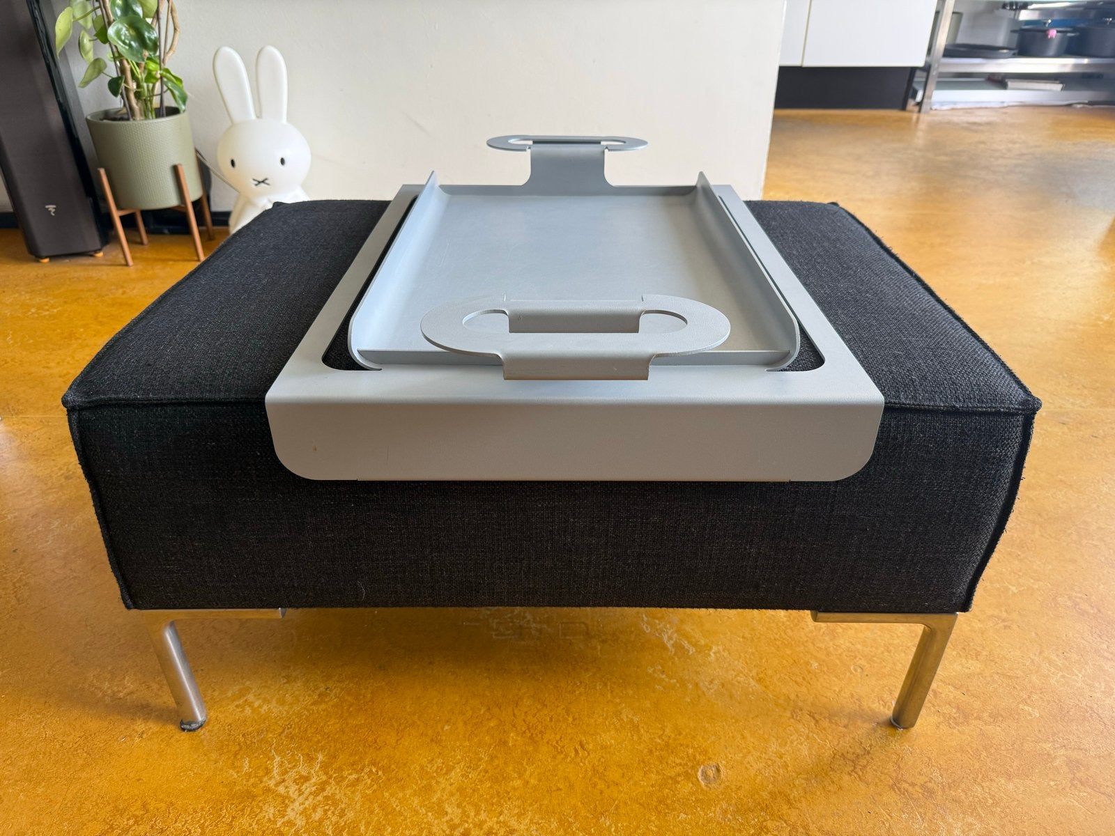 Design on Stock Bloq Hocker met Dienblad - Grijs, Ophalen, Gebruikt, 50 tot 75 cm, 75 tot 100 cm