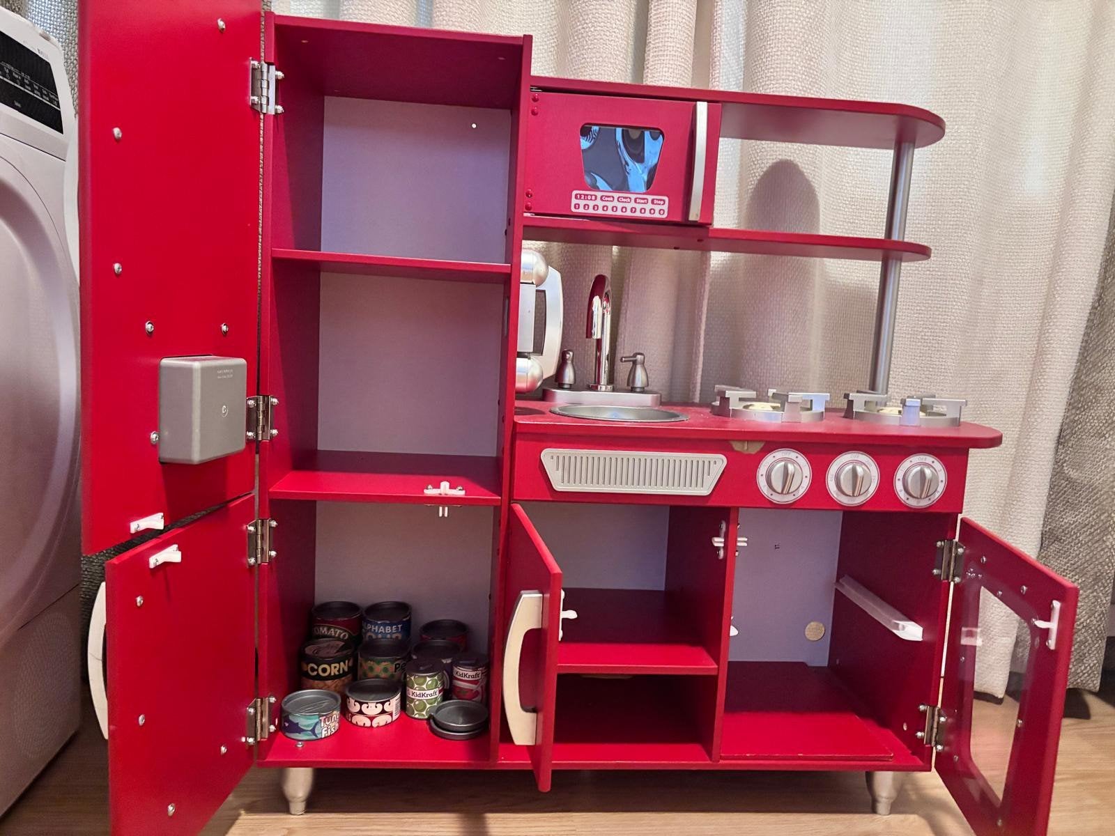 Grote rode kinderkeuken met accessoires, Ophalen