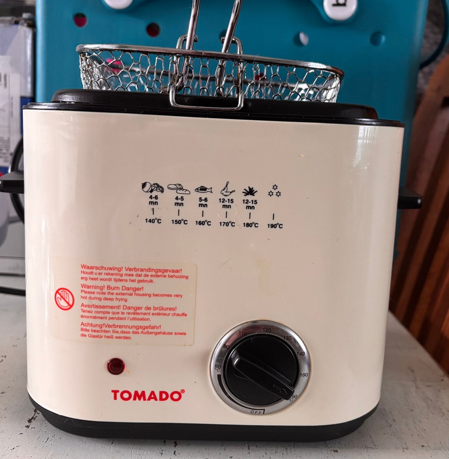 Tomado mini friteuse - Zo goed als nieuw, Witgoed en Apparatuur, Minder dan 1 liter, Verzenden, Zo goed als nieuw