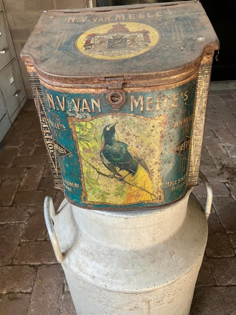Oud voorraadblik, Ophalen