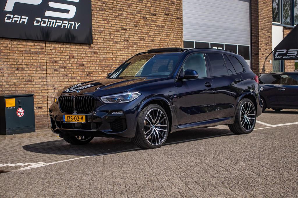 BMW X5 xDrive45e M-Sport, BTW, Pano, Leder, Head-Up, Auto's, BMW, 12 maanden, Gebruikt, 394 pk, Zwart