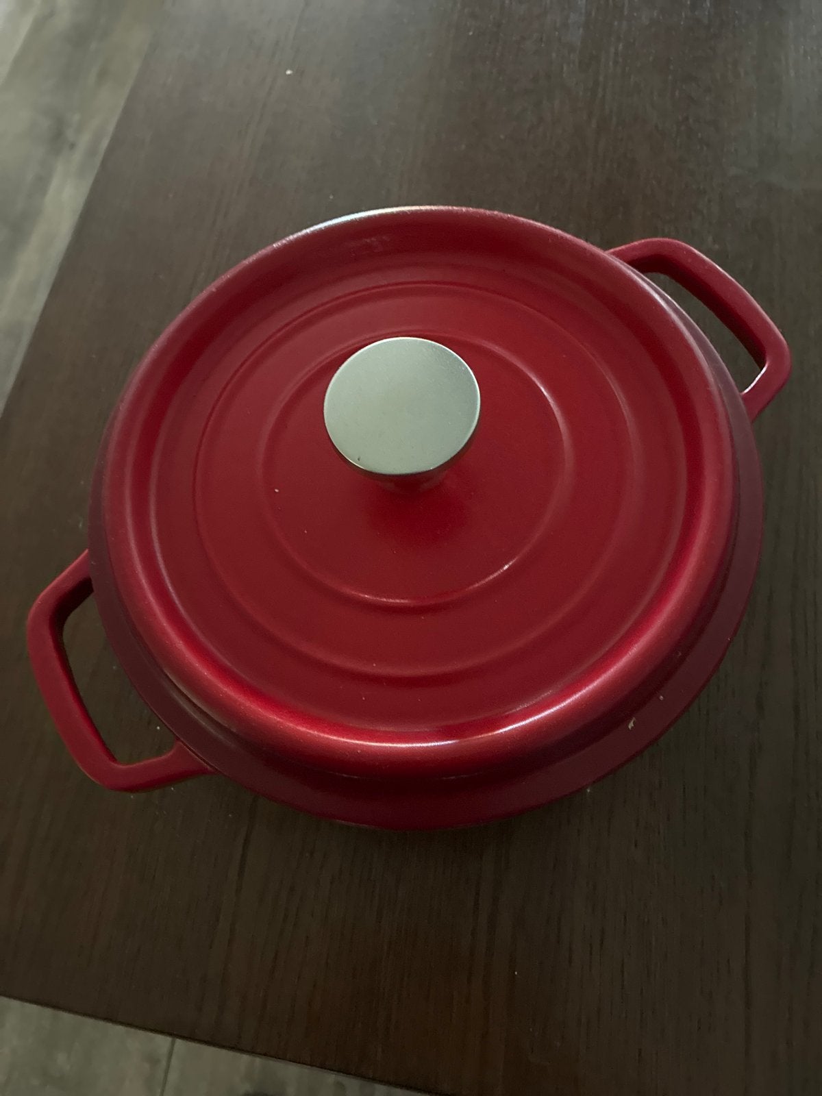 Rode gietijzeren braadpan met deksel, Huis en Inrichting, Keuken | Potten en Pannen, Ophalen, Met deksel, Nieuw, Overige merken