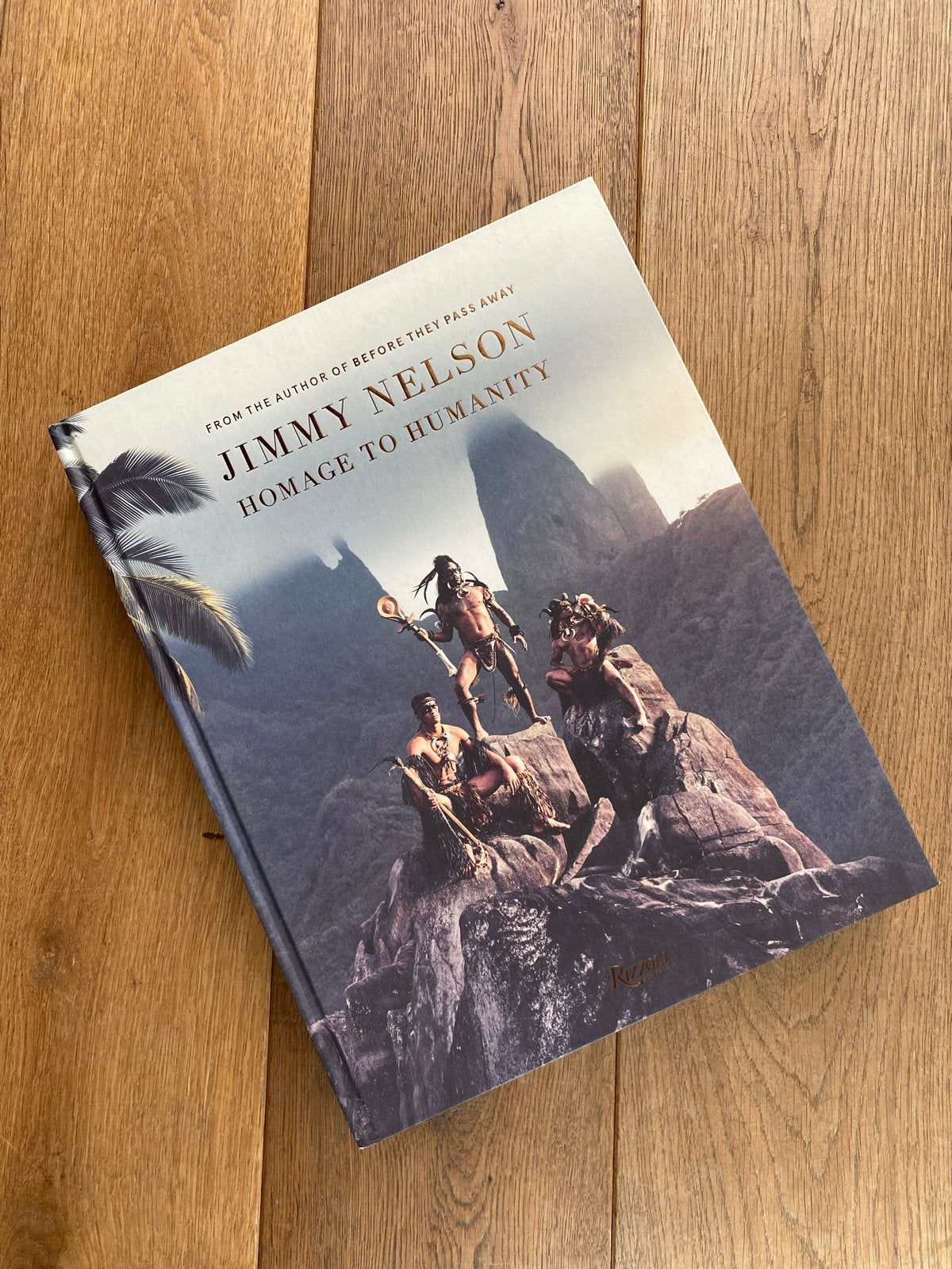 Jimmy Nelson - Homage to Humanity (Fotoboek incl doos), Boeken, Ophalen of Verzenden, Zo goed als nieuw, Fotografie algemeen