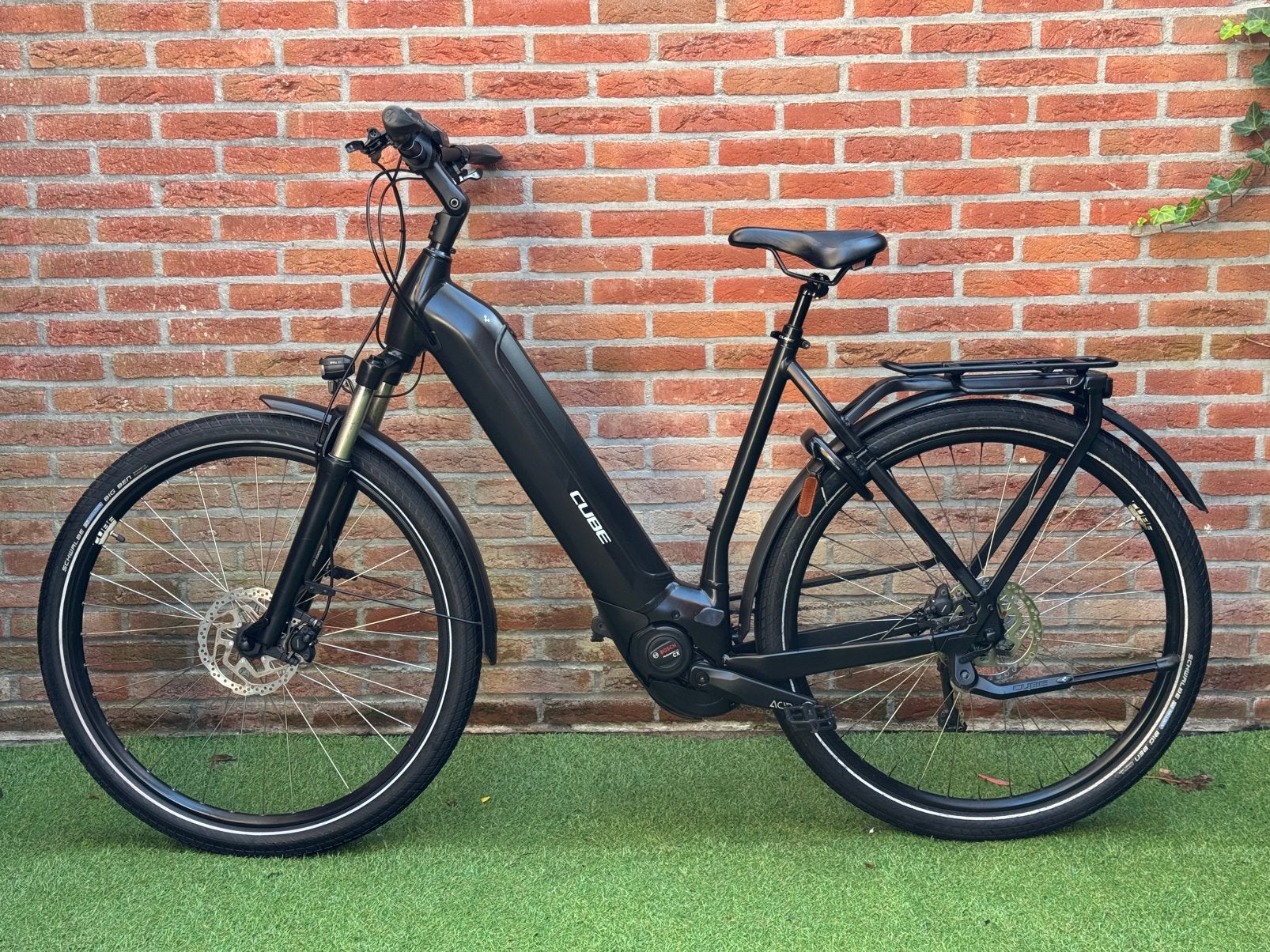 Cube Kathmandu Hybrid Pro 625 Bosch CX Elektrische Fiets, Ophalen, Zo goed als nieuw, Cube, 50 km per accu of meer