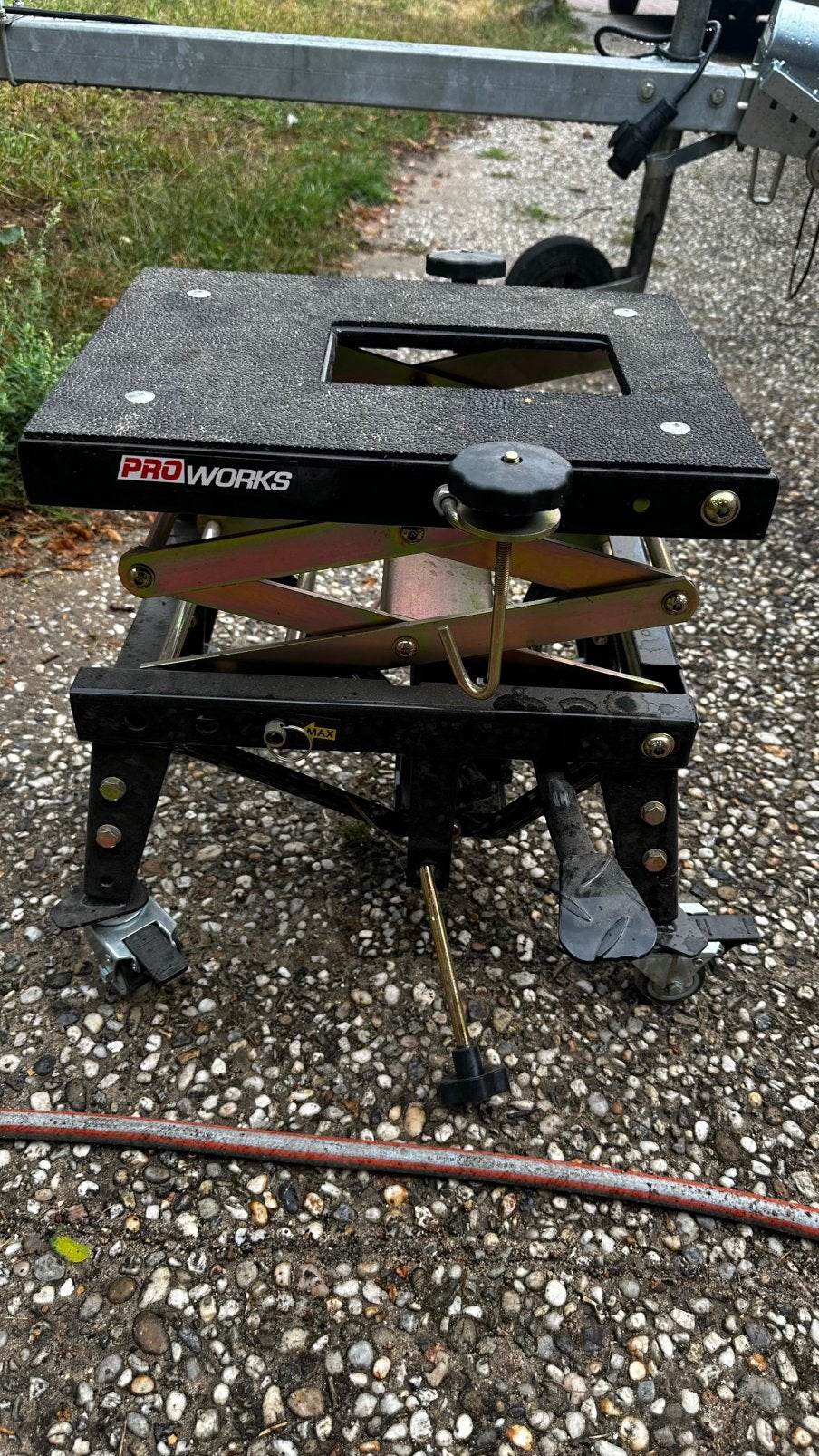 ProWorks lift, Motoren, Ophalen