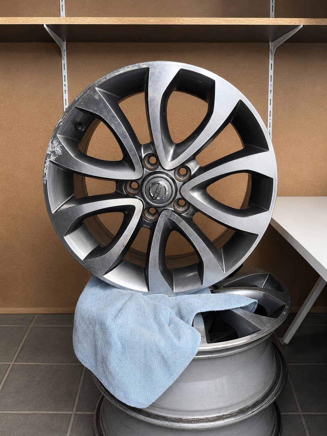 Gebruikte Nissan velg - 19 inch, Ophalen of Verzenden, Gebruikt