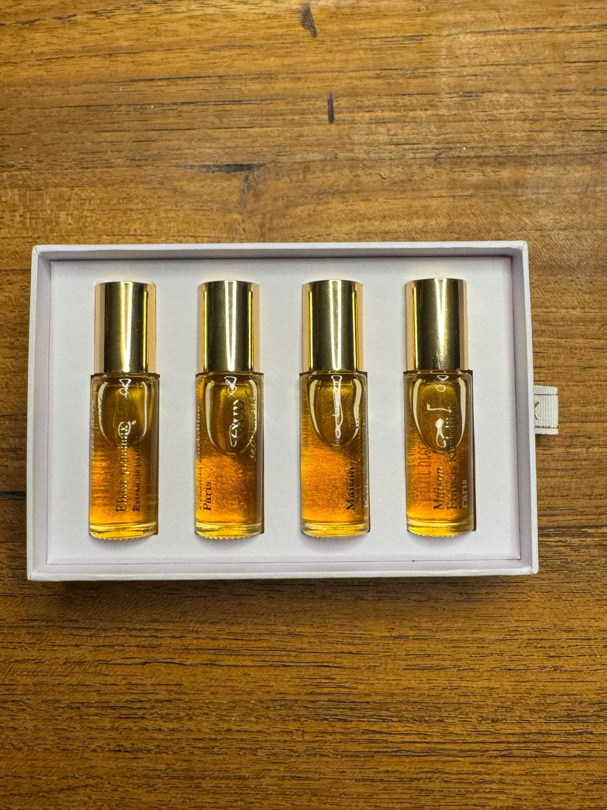 Maison Francis Kurkdjian Oud Satin Mood Extrait Roll-on (4x4, Sieraden, Tassen en Uiterlijk, Verzenden, Nieuw