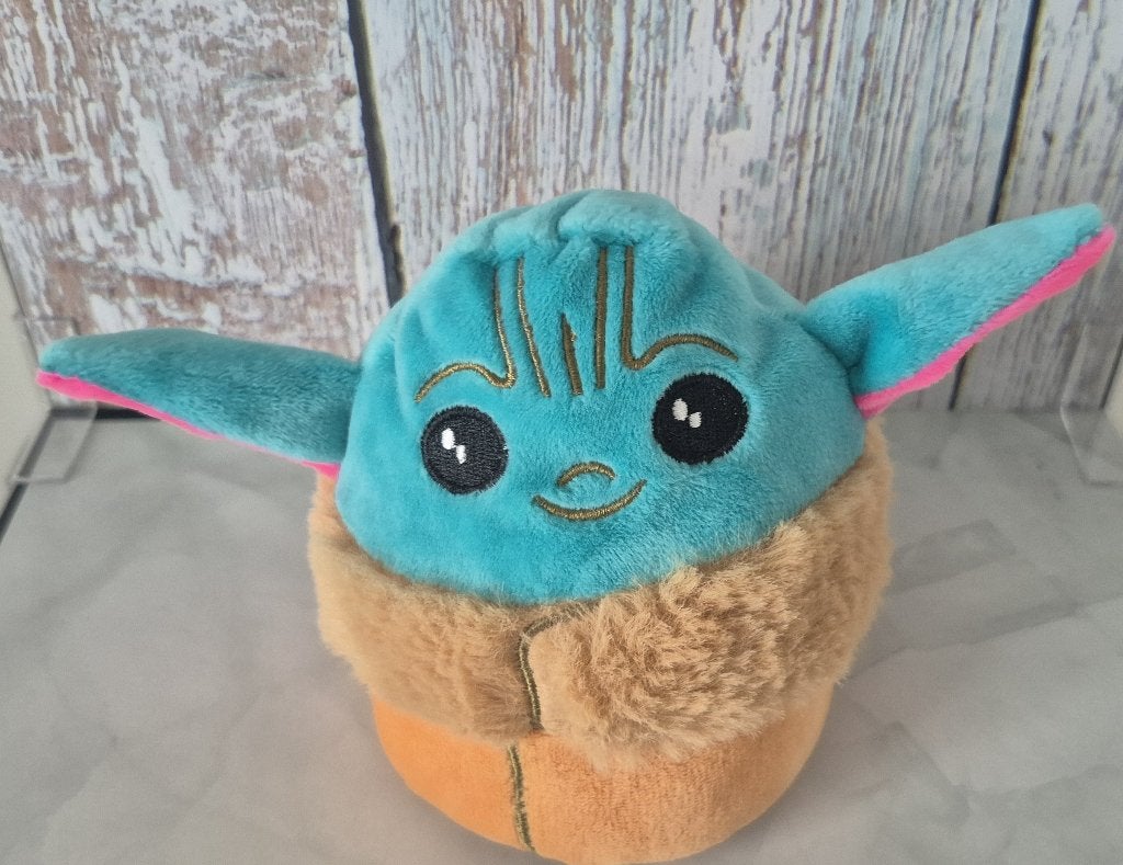 Baby Yoda omkeerbare knuffel, Overige typen, Ophalen of Verzenden, Zo goed als nieuw, Klein (minder dan 20 cm)