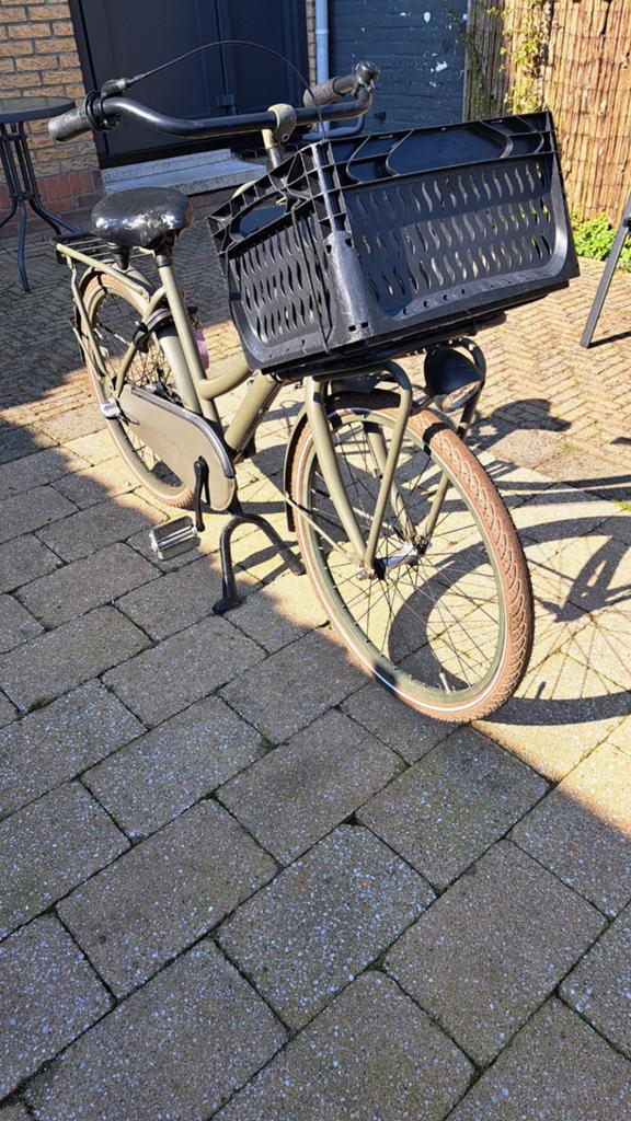 24 inch, in goede staat. Alles werkt. Inclusief slot enz, Fietsen en Brommers, Fietsen | Meisjes, Ophalen, Zo goed als nieuw, 24 inch